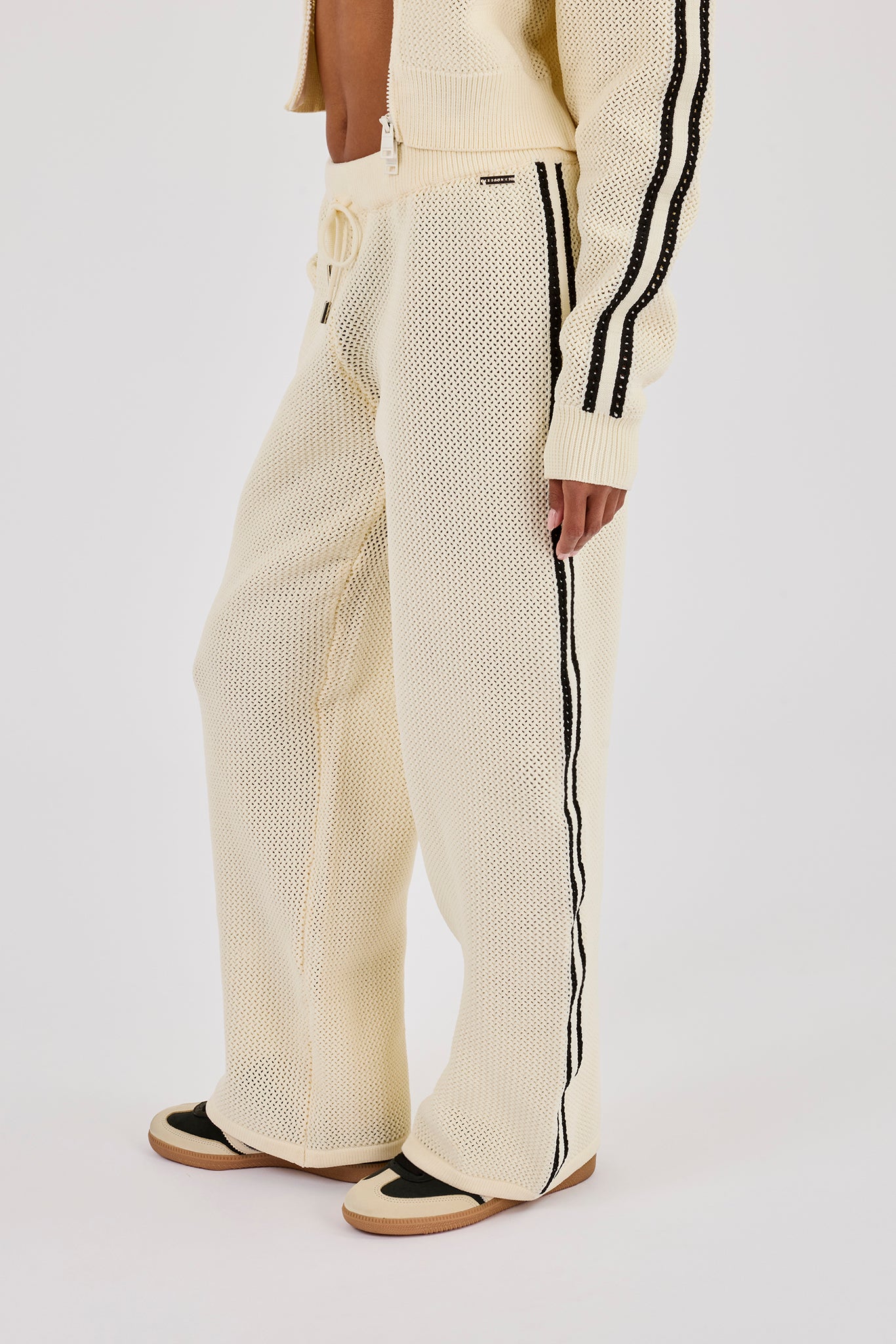 Knitted Taping Wide Leg Jogger - Off White